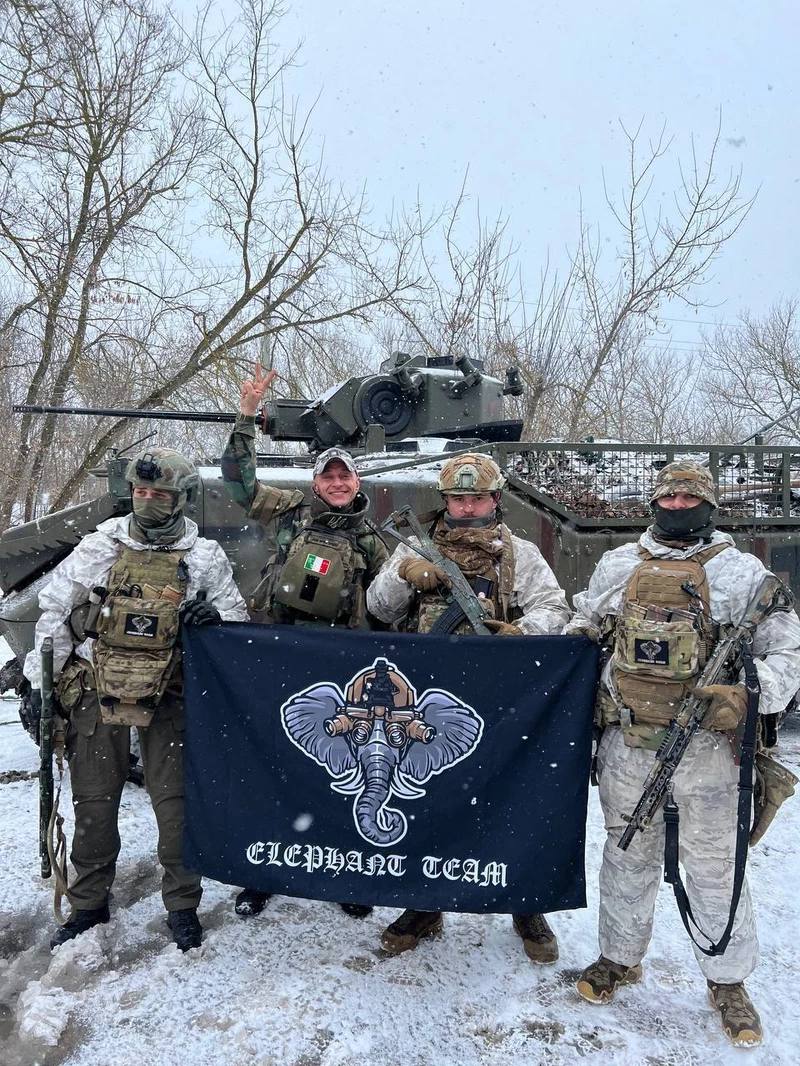 У Ікспарку встановлено “Лавку Шани Героям”, присвячену Антону Шершньову