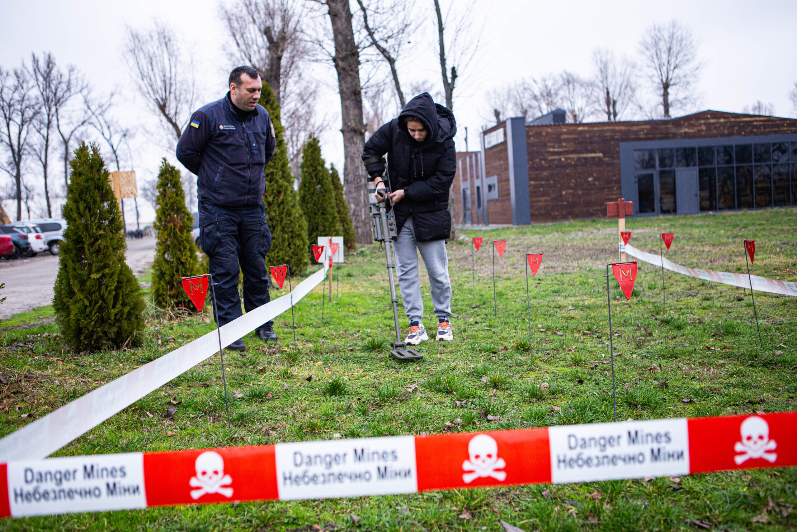 Після підступного дронно-ракетного удару ворога  по Києву молодь  зібралася готуватися до опору на дронПікнік «Муромець Нацспротив»
