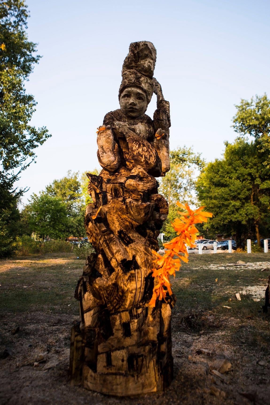 Алея дерев’яних скульптур WOOD ART FEST в Ікспарку